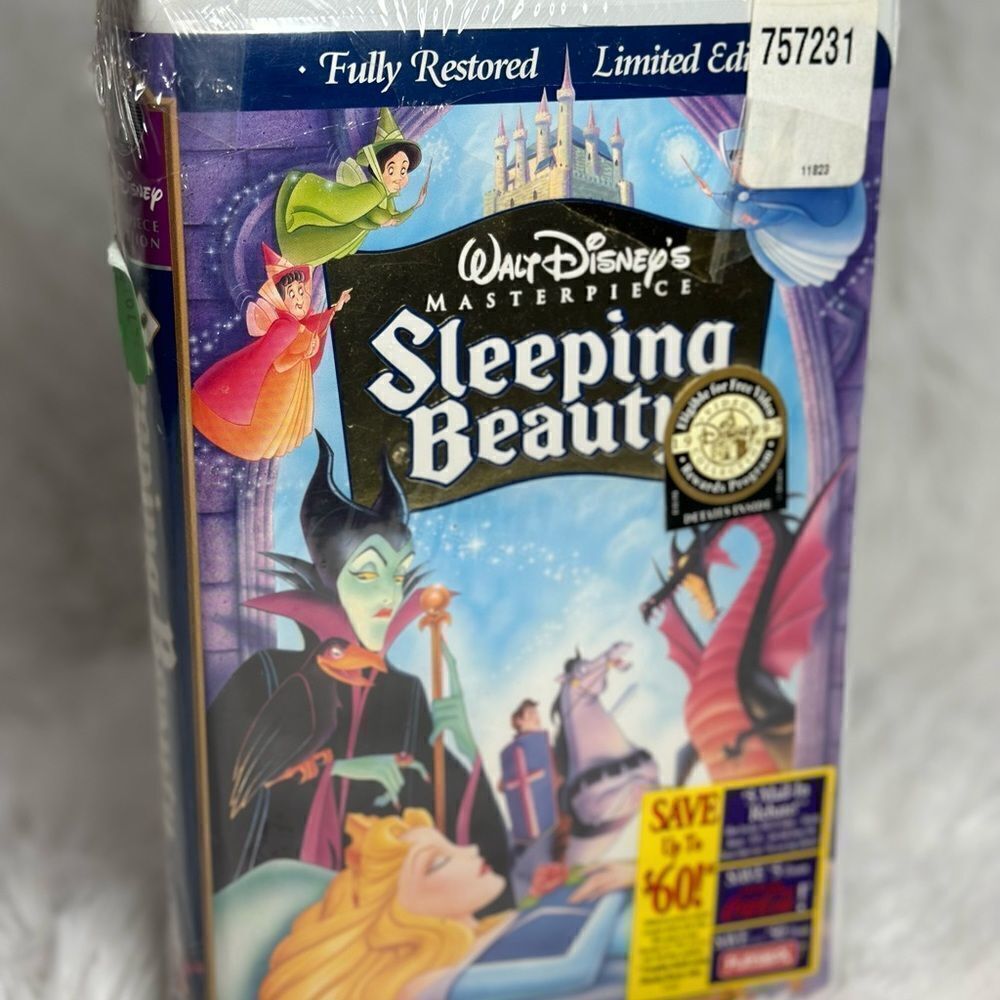 Disney Masterpiece Sleeping Beauty VHS Movie Limited Edition New Sealed Unopened - Picture 2 of 6